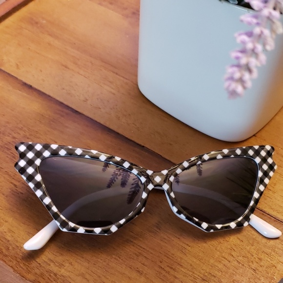 Gingham Butterfly Sunglasses - Picture 2 of 6